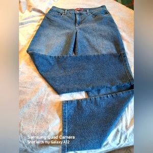 Gloria Vanderbilt Amanda Jeans